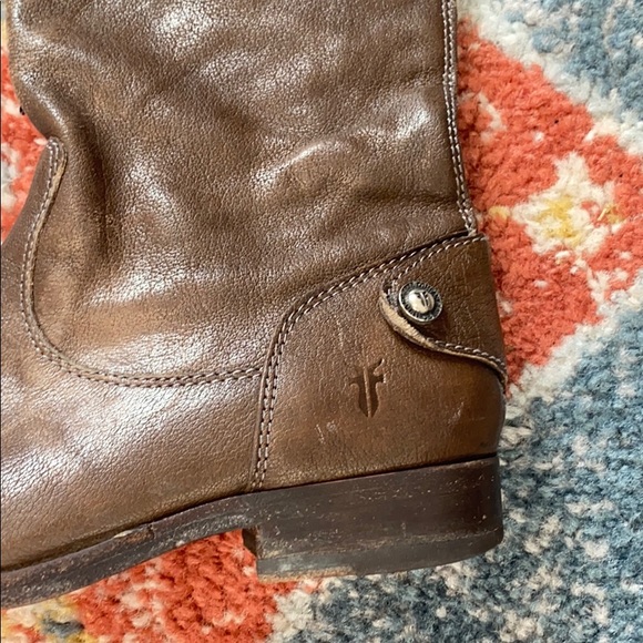 Frye Melissa Button Back Zip - Picture 3 of 7